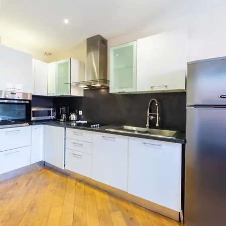 Bright & Modern 1bed Apt, Sleeps 4 Nr Le Suquet Cannes