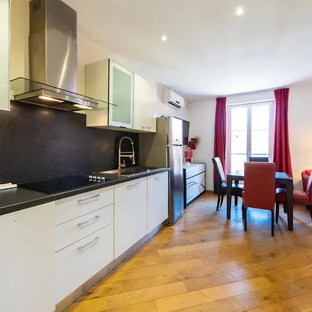 Apartment Bright & Modern 1bed Apt, Sleeps 4 Nr Le Suquet *